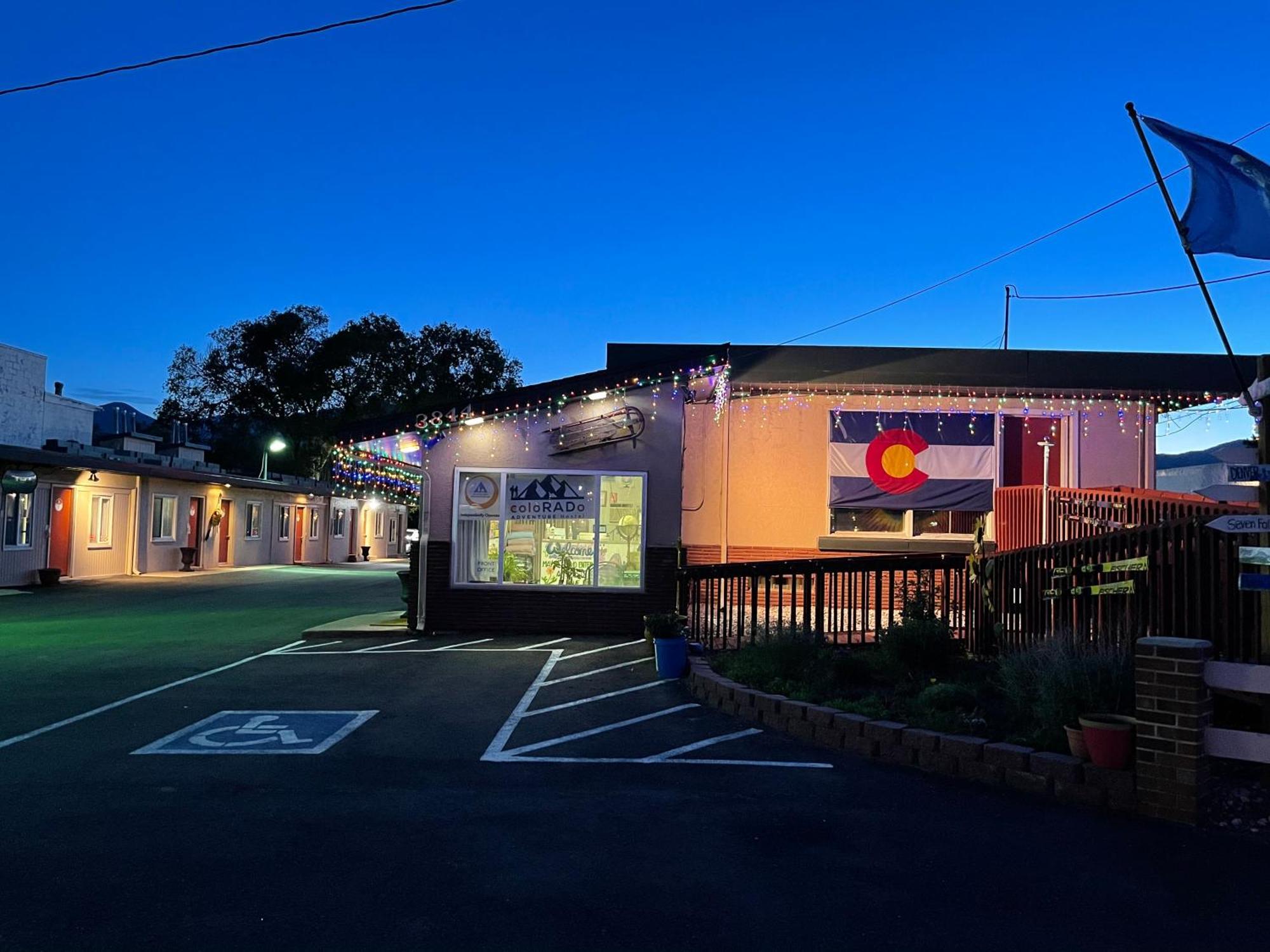 Rad Hostel Colorado Springs Exterior photo